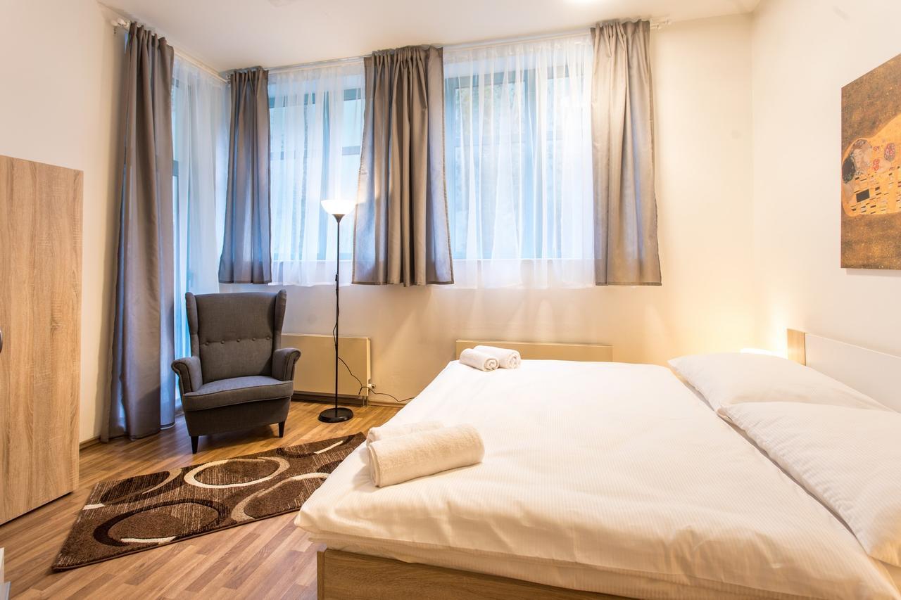 Terrace Hotel Prague Exterior photo